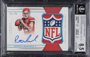 2017 National Treasures NFL Shield Patrick Mahomes Autographed Rookie Card #161